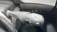 Peugeot 208 1.2 PureTech 100 Allure 5dr EAT8 Petrol Hatchback